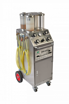 GrunBaum BRK3000 для замены тормозной жидкости и ГУР