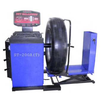 Балансировочный стенд СТАНКОИМПОРТ ST-200A (T) для грузовых колёс (10"-24") 380В